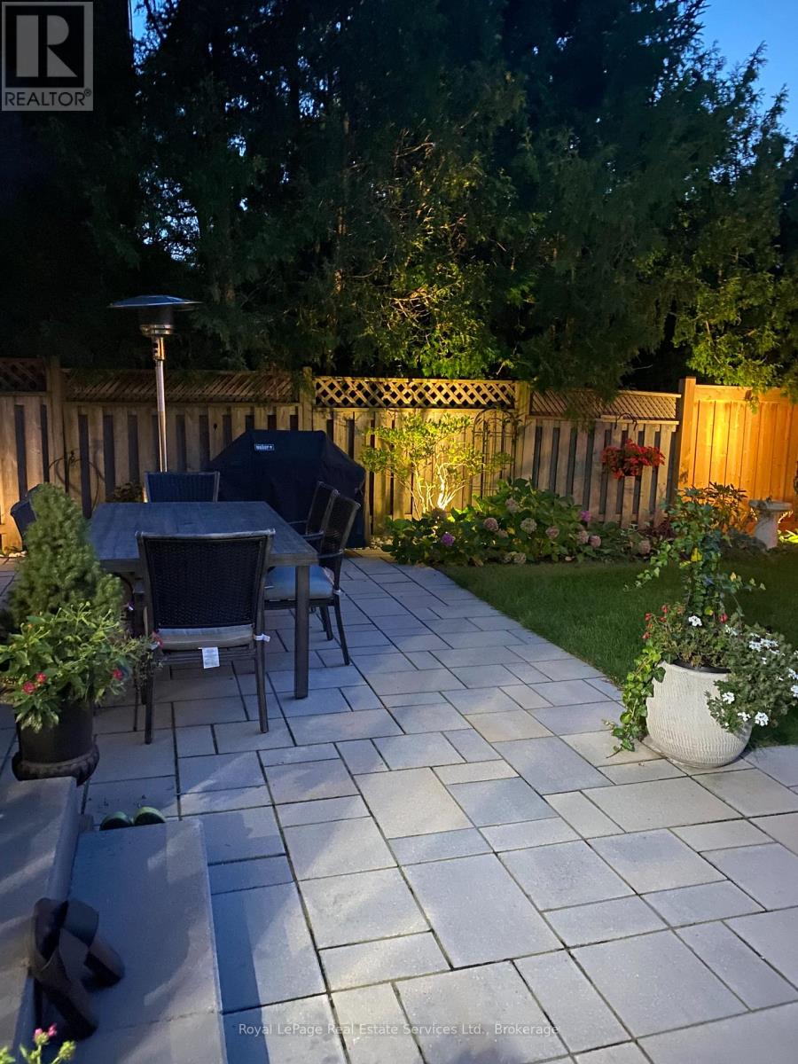 1531 Stoneybrook Trail, Oakville, Ontario  L6M 2R4 - Photo 44 - W12078393