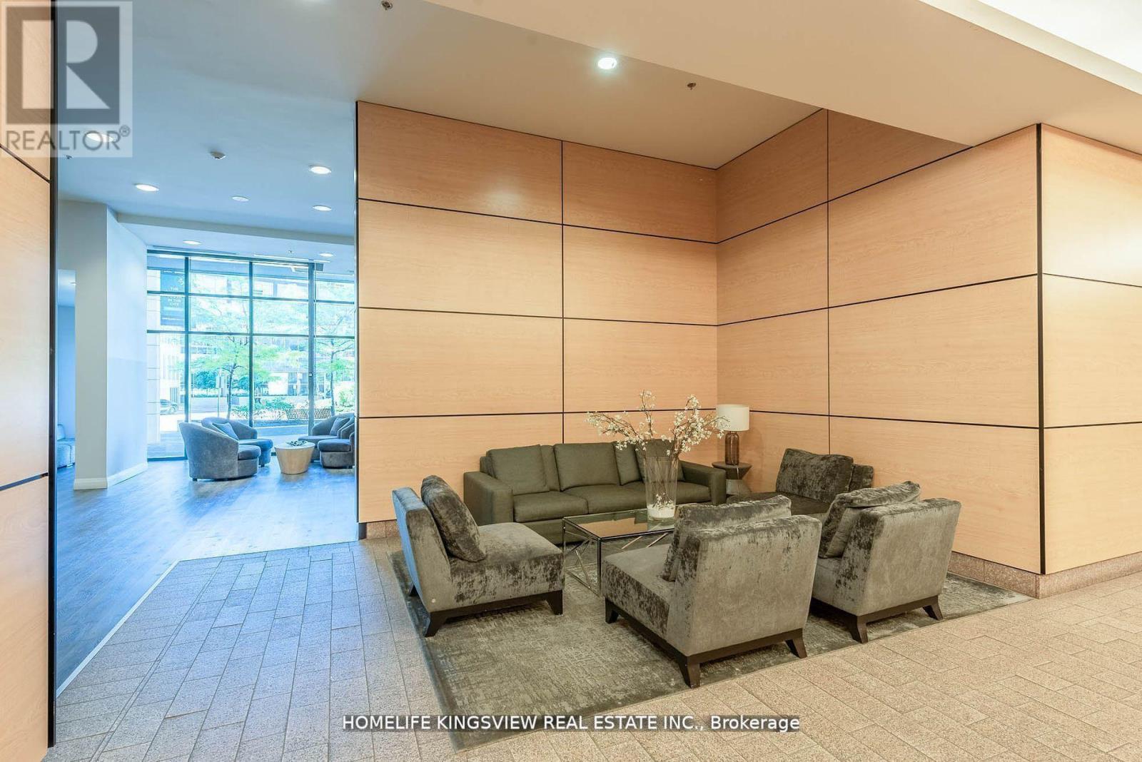 Property at 808 - 2910 HIGHWAY 7 ROAD W image 5