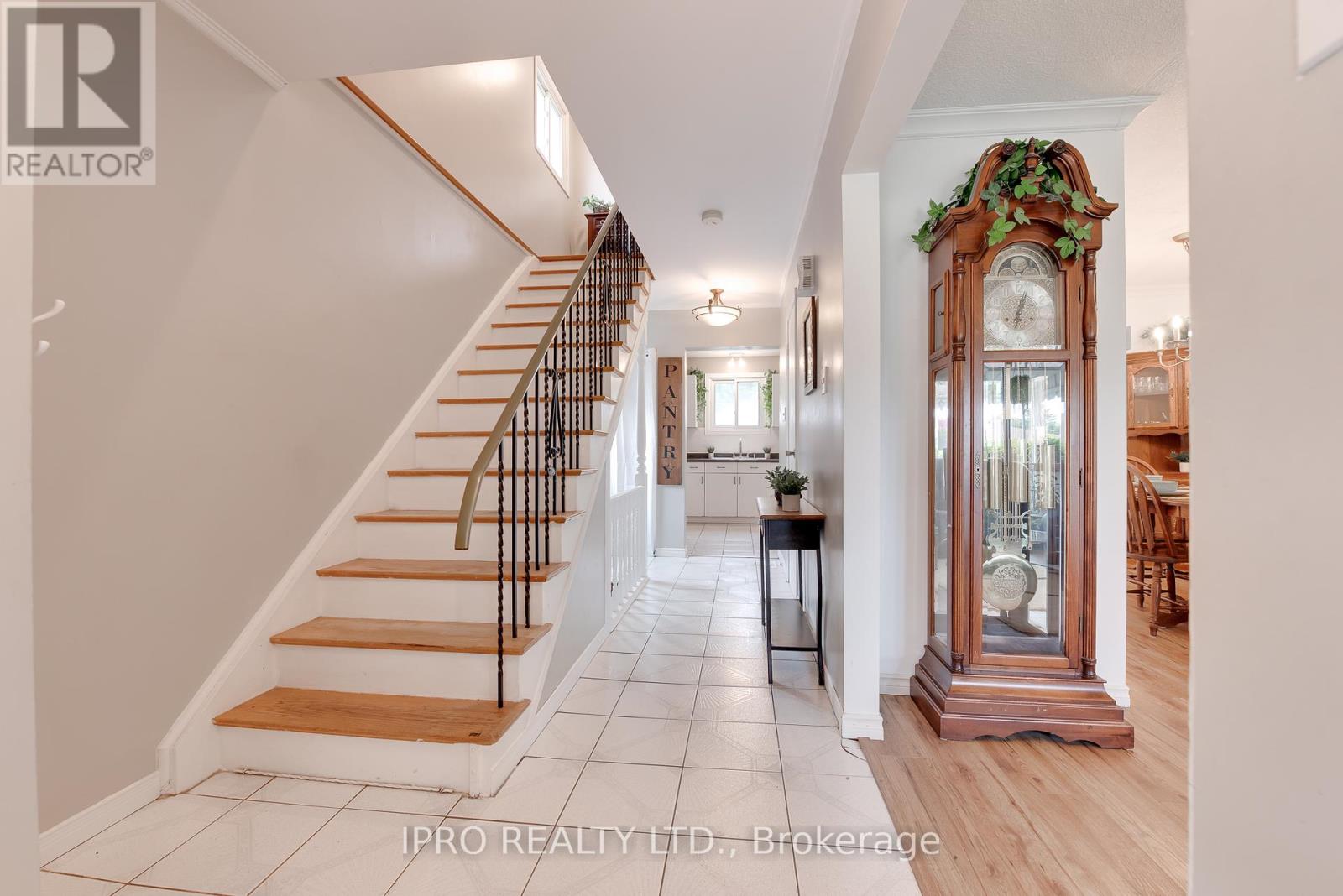 Property at 15 CARLTON DRIVE image 5