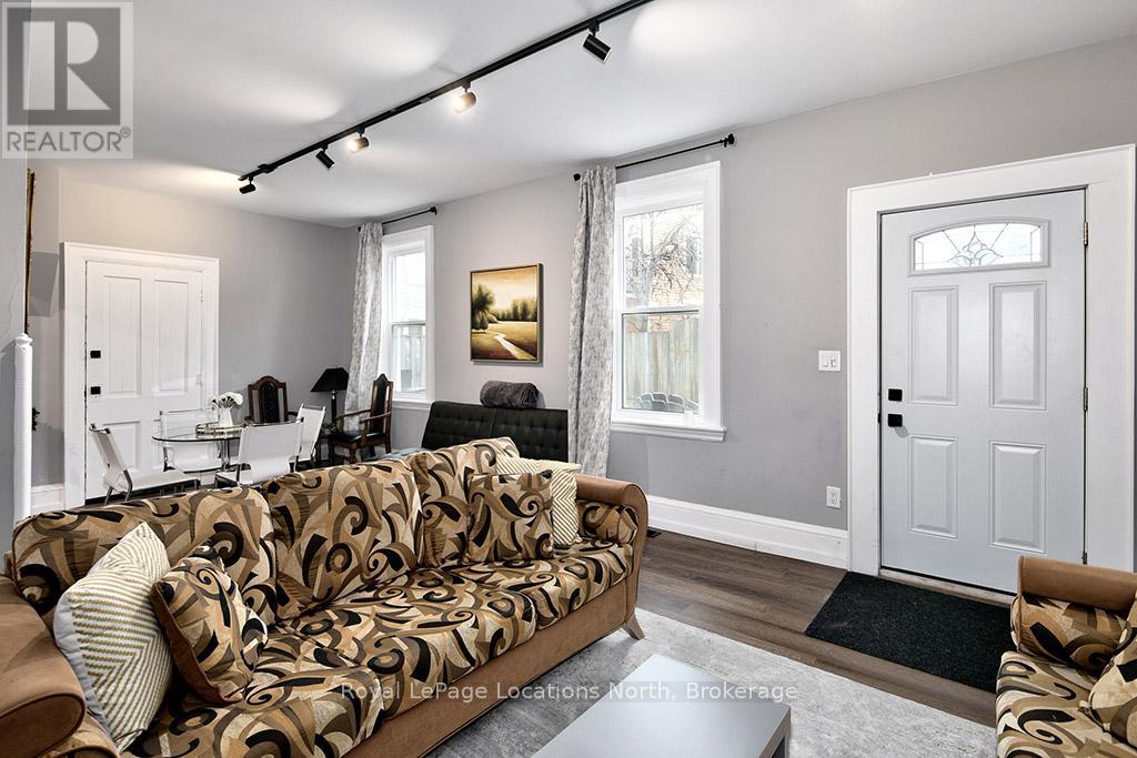 32 St Paul Street, Collingwood, Ontario  L9Y 3N9 - Photo 26 - S12078476