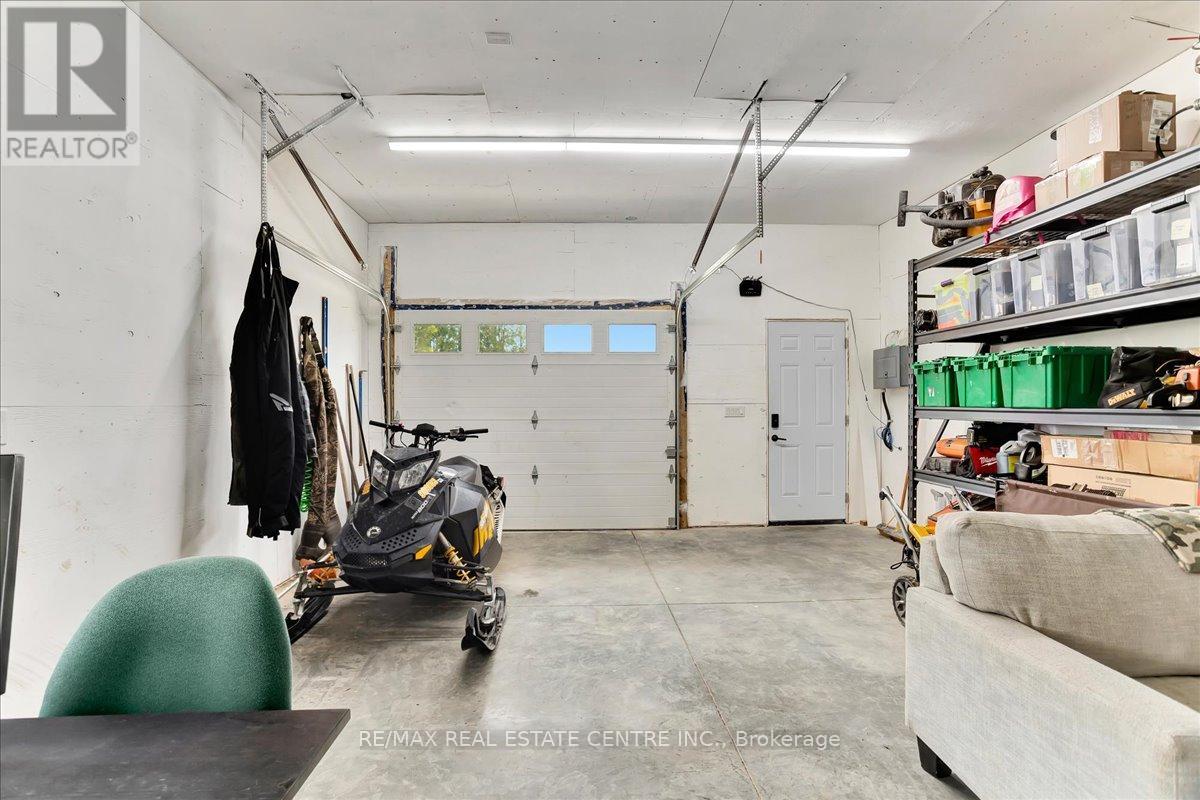 359 First Line, Haldimand, Ontario  N0A 1H0 - Photo 32 - X12077770