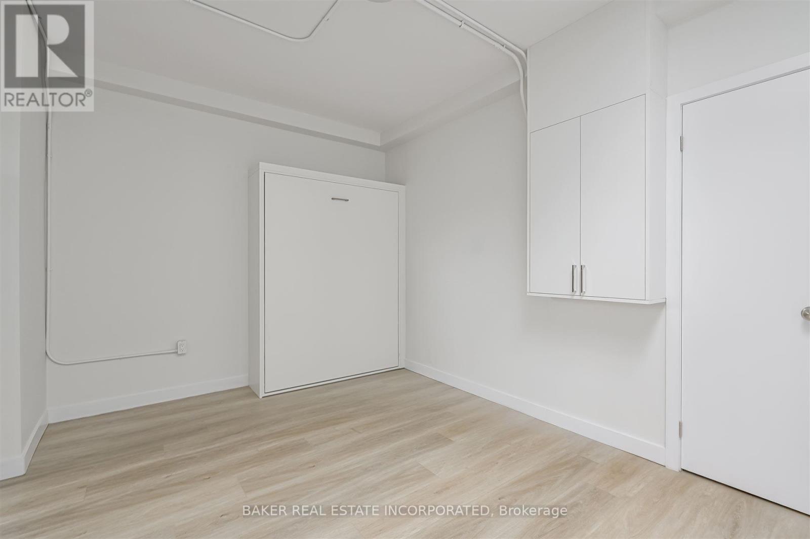 1 - 922 Queen Street E, Toronto, Ontario  M4M 1J5 - Photo 3 - E12078419