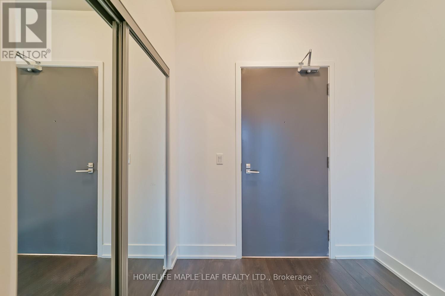 3307 - 2908 Highway 7 Road, Vaughan, Ontario  L4K 0K5 - Photo 2 - N12078406
