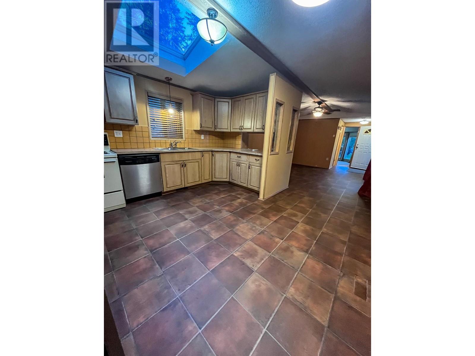 7126 3a Highway Unit# 32, Nelson, British Columbia  V1L 6S3 - Photo 10 - 10342337