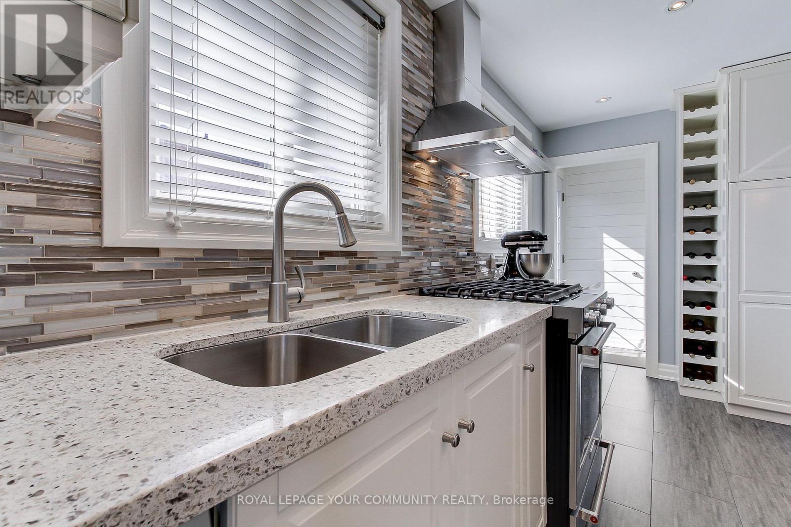 41 Mandarin Crescent W, Brampton (Central Park), Ontario  L6S 2S2 - Photo 10 - W12078426