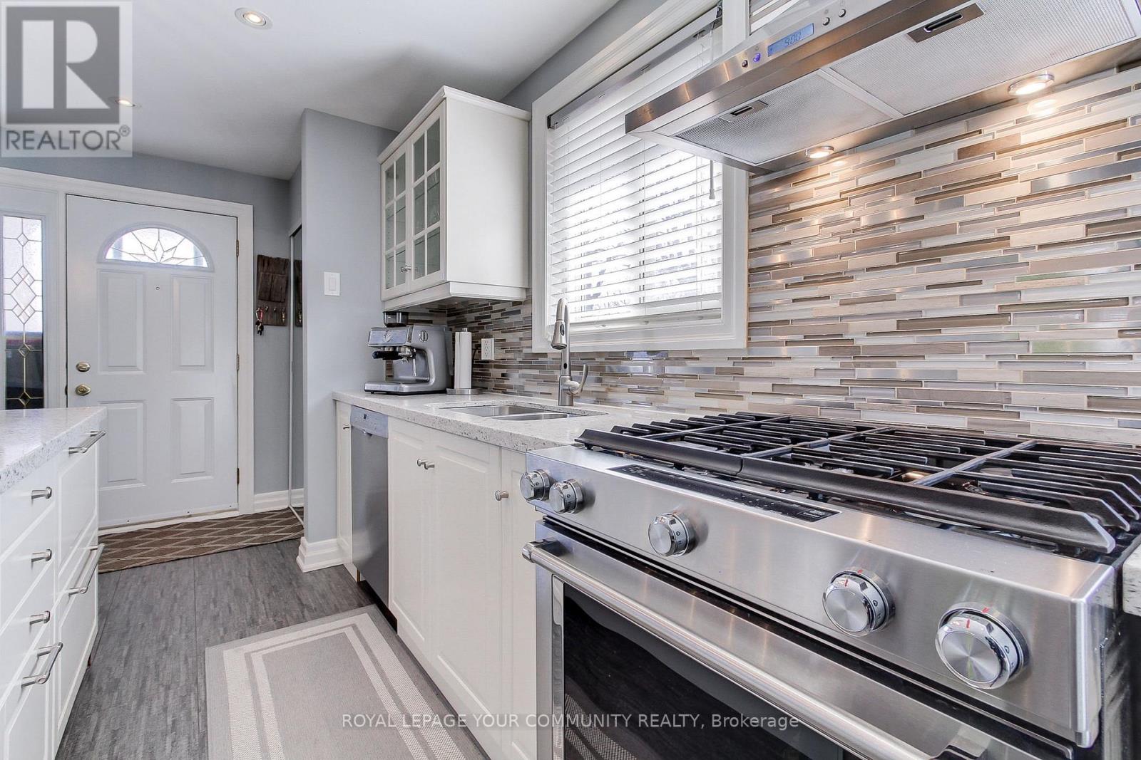 41 Mandarin Crescent W, Brampton (Central Park), Ontario  L6S 2S2 - Photo 11 - W12078426