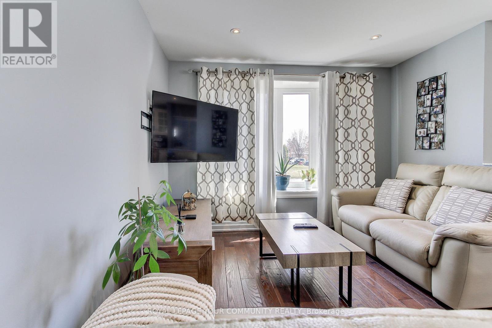 41 Mandarin Crescent W, Brampton (Central Park), Ontario  L6S 2S2 - Photo 18 - W12078426