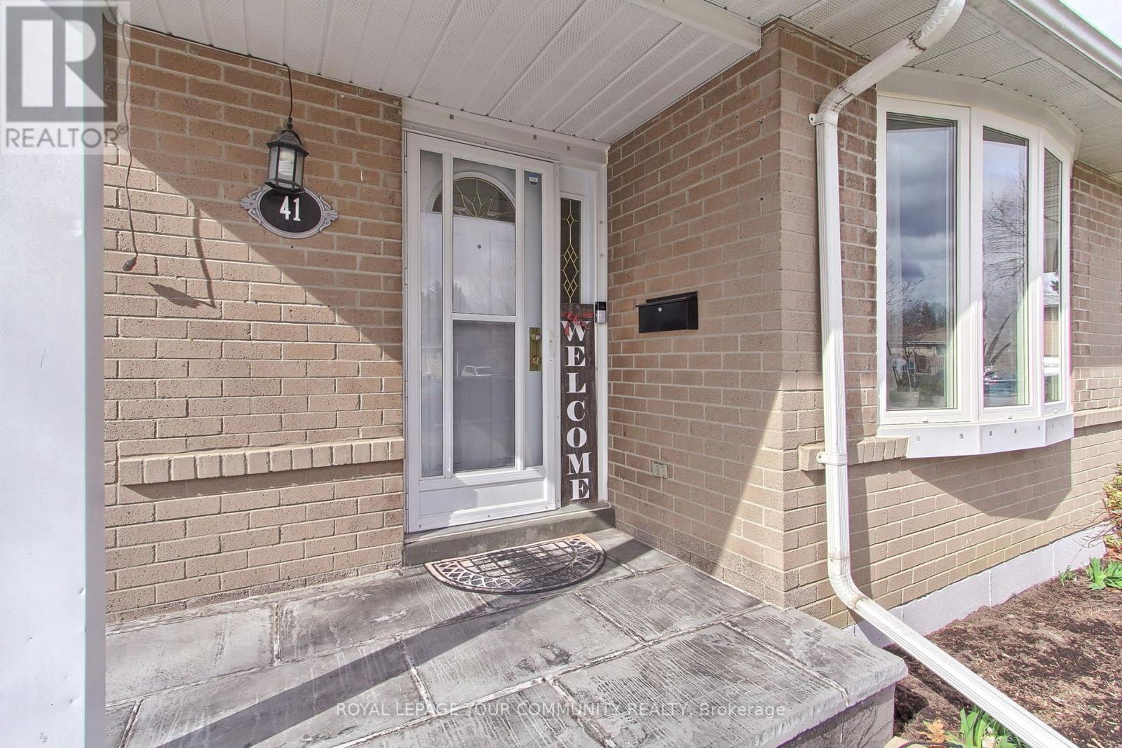 41 Mandarin Crescent W, Brampton (Central Park), Ontario  L6S 2S2 - Photo 5 - W12078426