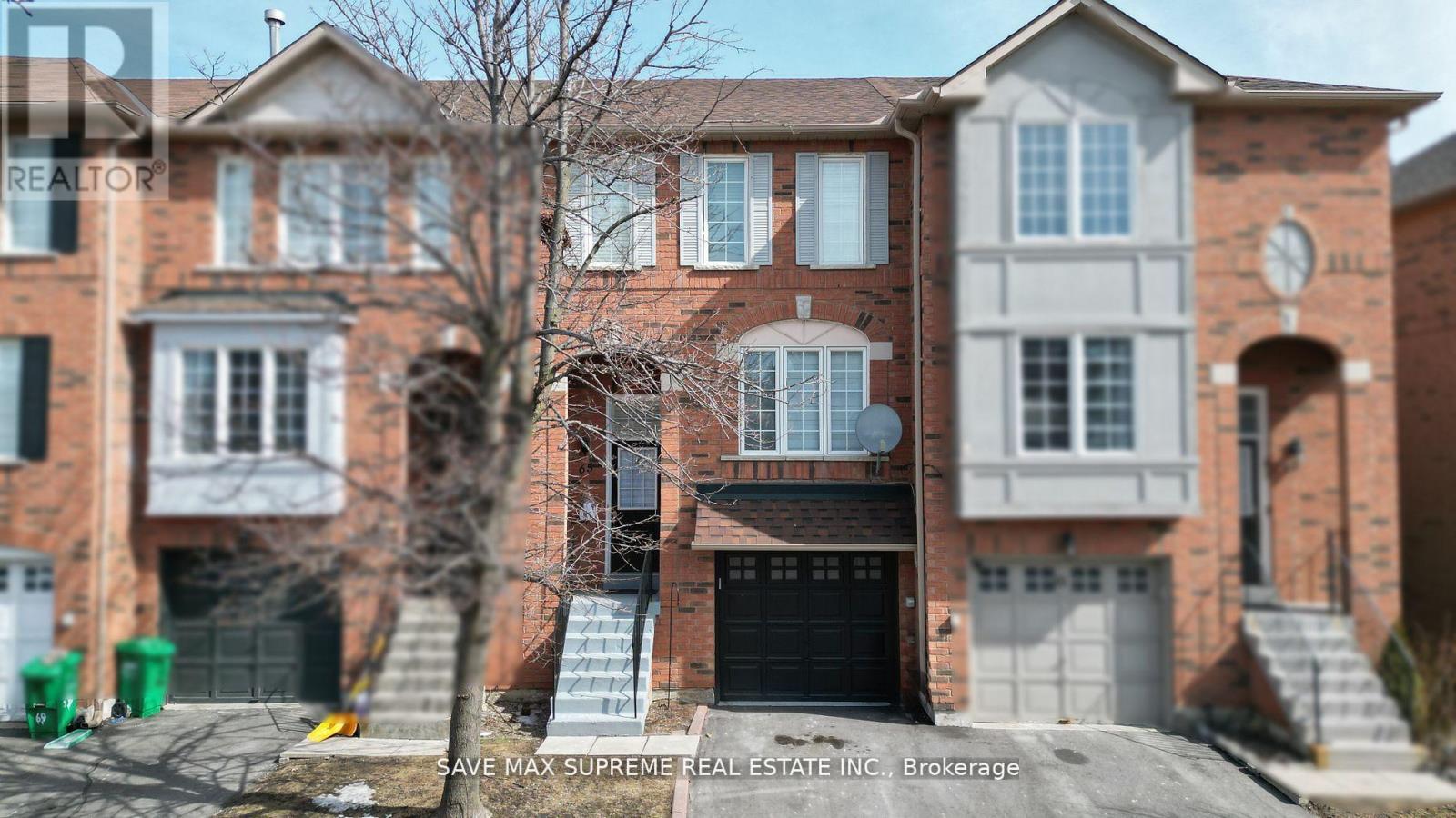 65 - 2 Clay Brick Court, Brampton, Ontario  L6V 4M7 - Photo 2 - W12078461