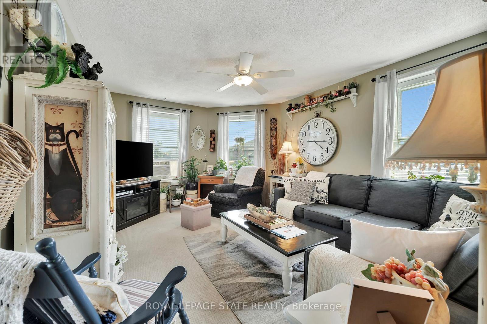 49 Dumfries Street, Brant, Ontario  N3L 2C9 - Photo 10 - X12078385