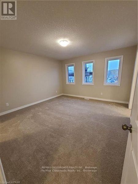 214 Heritage Park Drive, Greater Napanee, Ontario  K7R 3Y1 - Photo 15 - X12078451