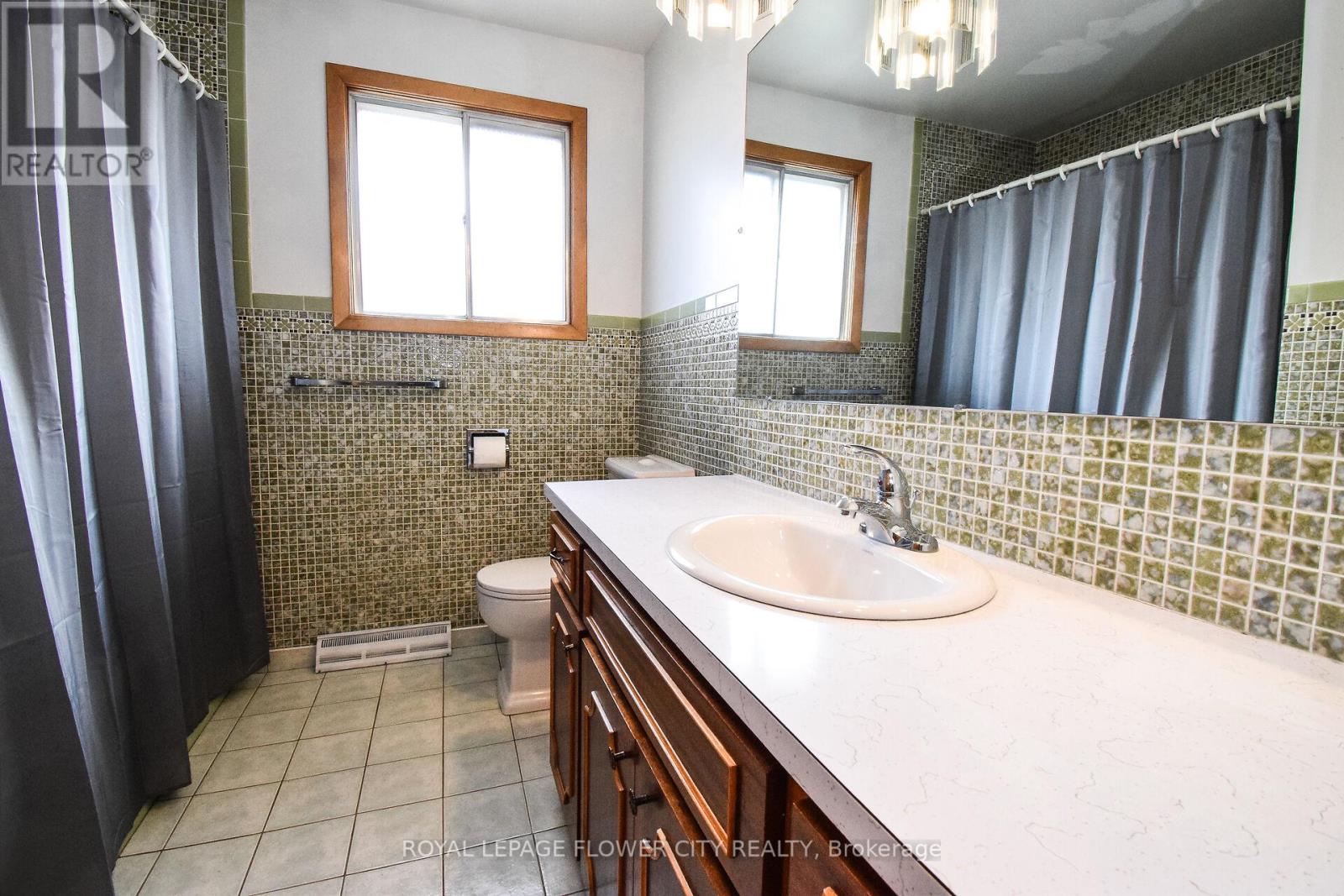43 Mary Street, Fort Erie, Ontario  L2A 4A4 - Photo 18 - X12078492