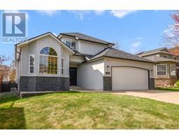 1891 Ranchmont Crescent North Glenmore
