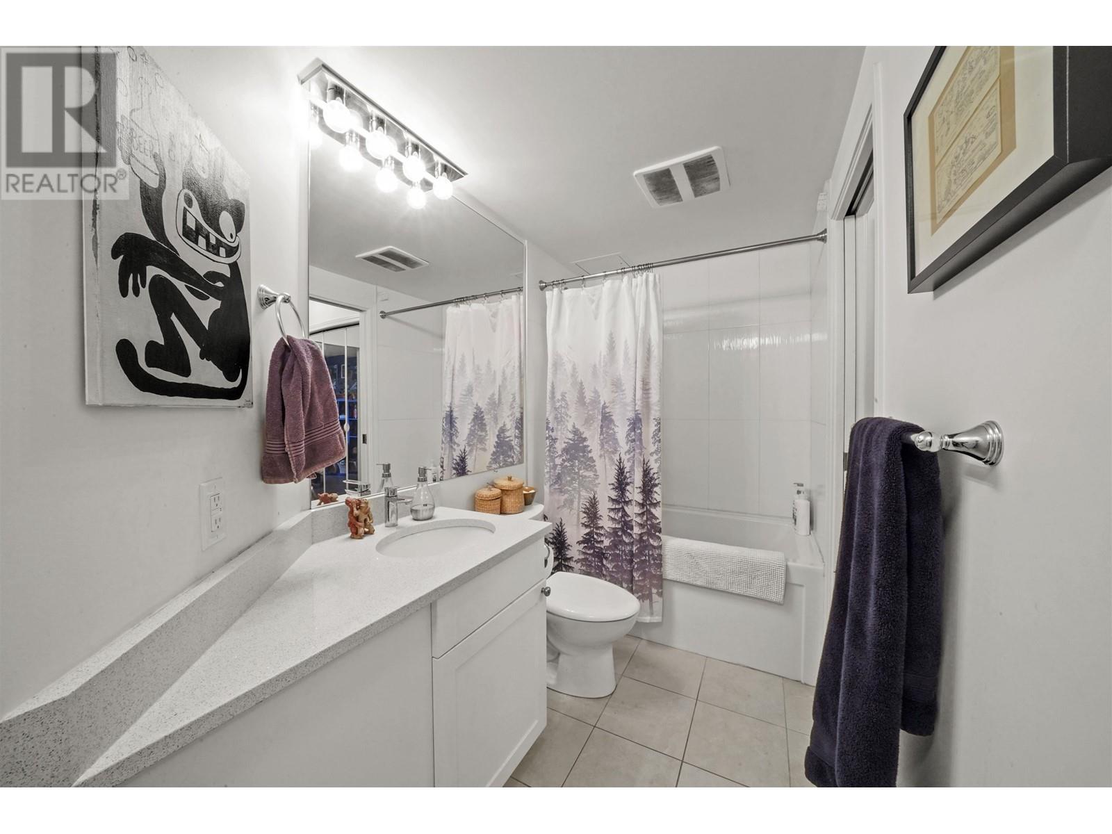 209 2915 Glen Drive, Coquitlam, British Columbia  V3B 7H8 - Photo 15 - R2989497
