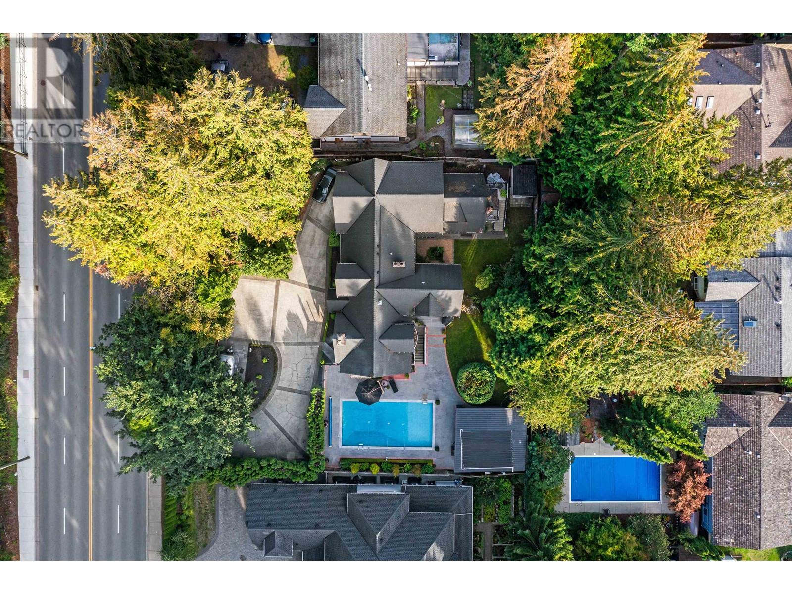 744 Austin Avenue, Coquitlam, British Columbia  V3K 3N1 - Photo 37 - R2989528