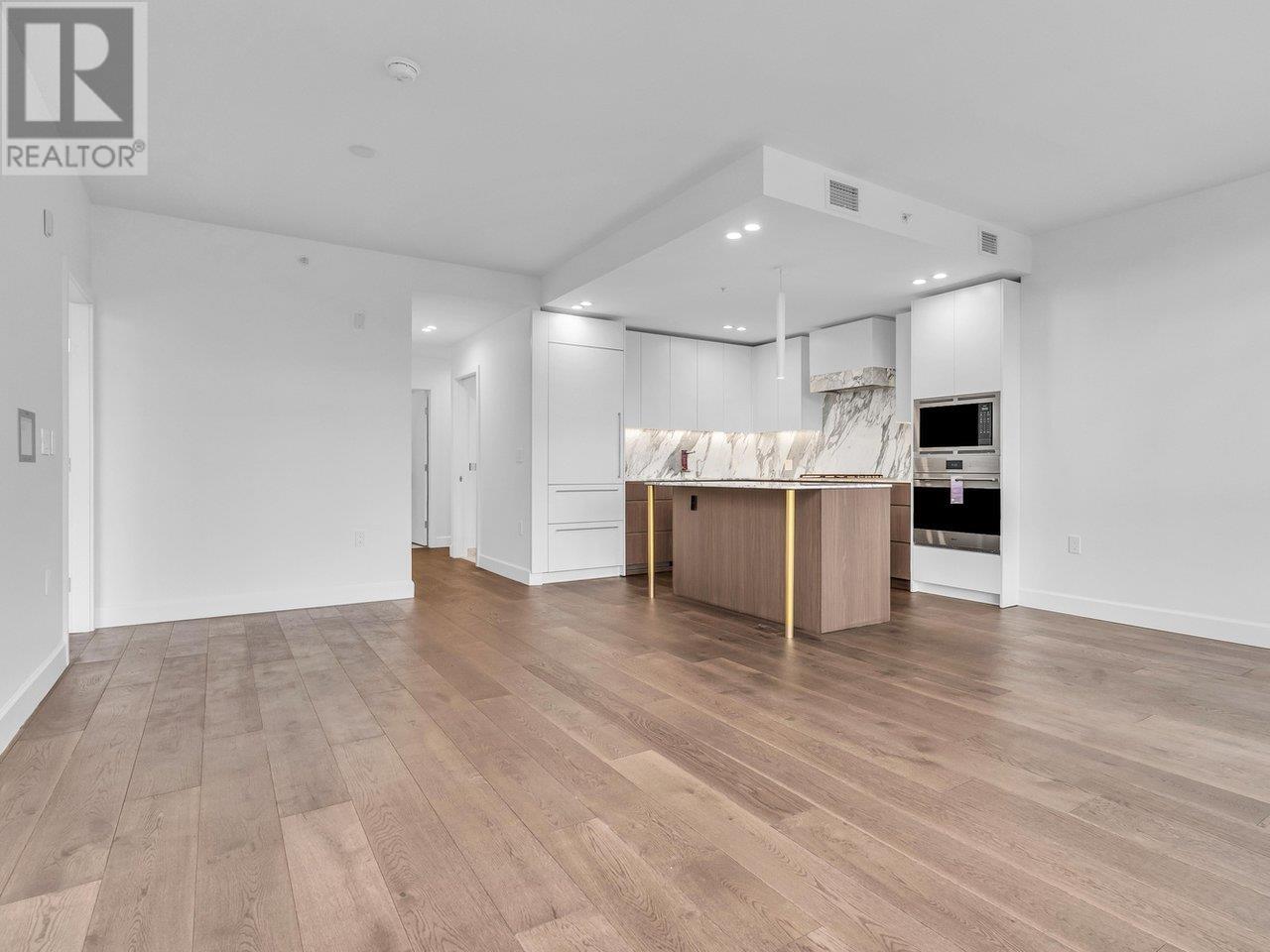 301 3668 W 10th Avenue, Vancouver, British Columbia  V6R 2G3 - Photo 4 - R2989529