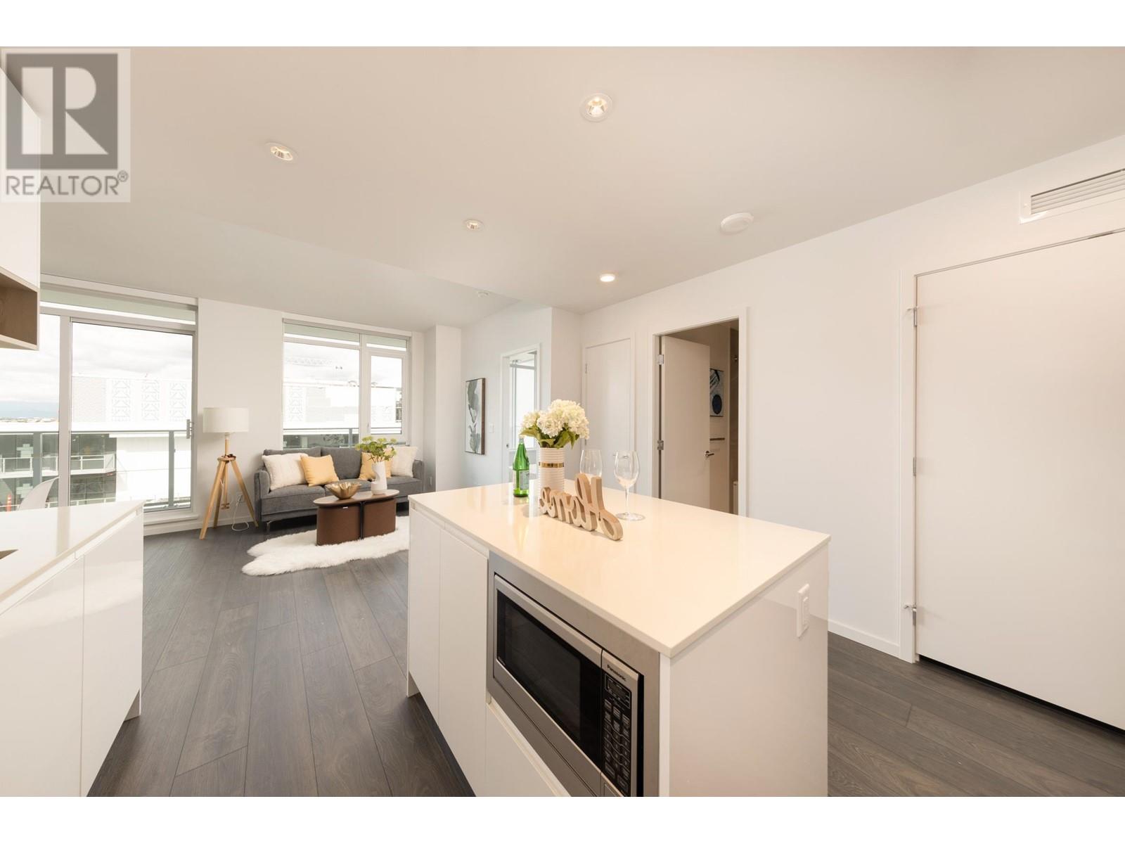 Listing Picture 9 of 36 : 1203 6788 MINORU BOULEVARD, Richmond / 烈治文 - 魯藝地產 Yvonne Lu Group - MLS Medallion Club Member