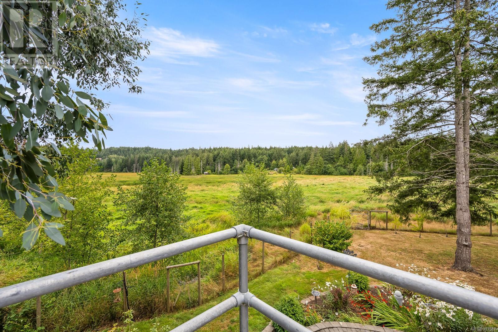 Property at 4101 Beaver Dr image 4
