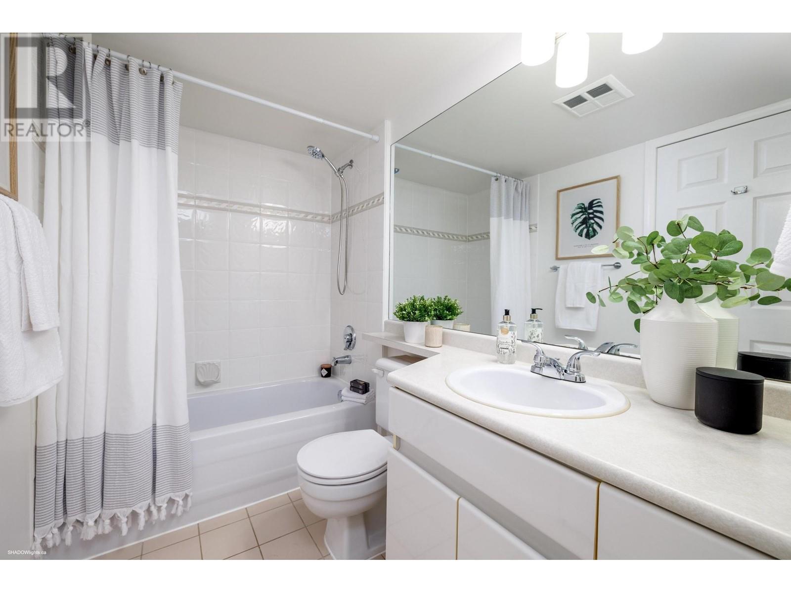 307 1189 Westwood Street, Coquitlam, British Columbia  V3B 7P5 - Photo 4 - R2988816