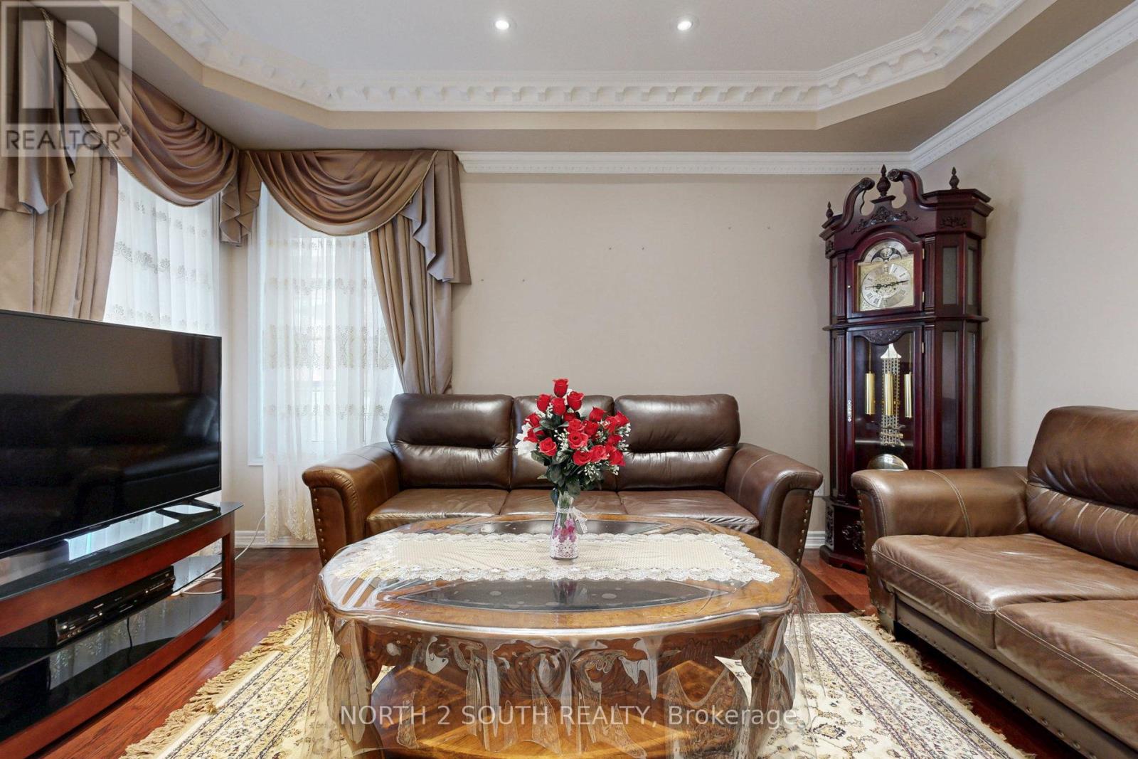 Property at 77 MAHOGANY FOREST DRIVE image 3