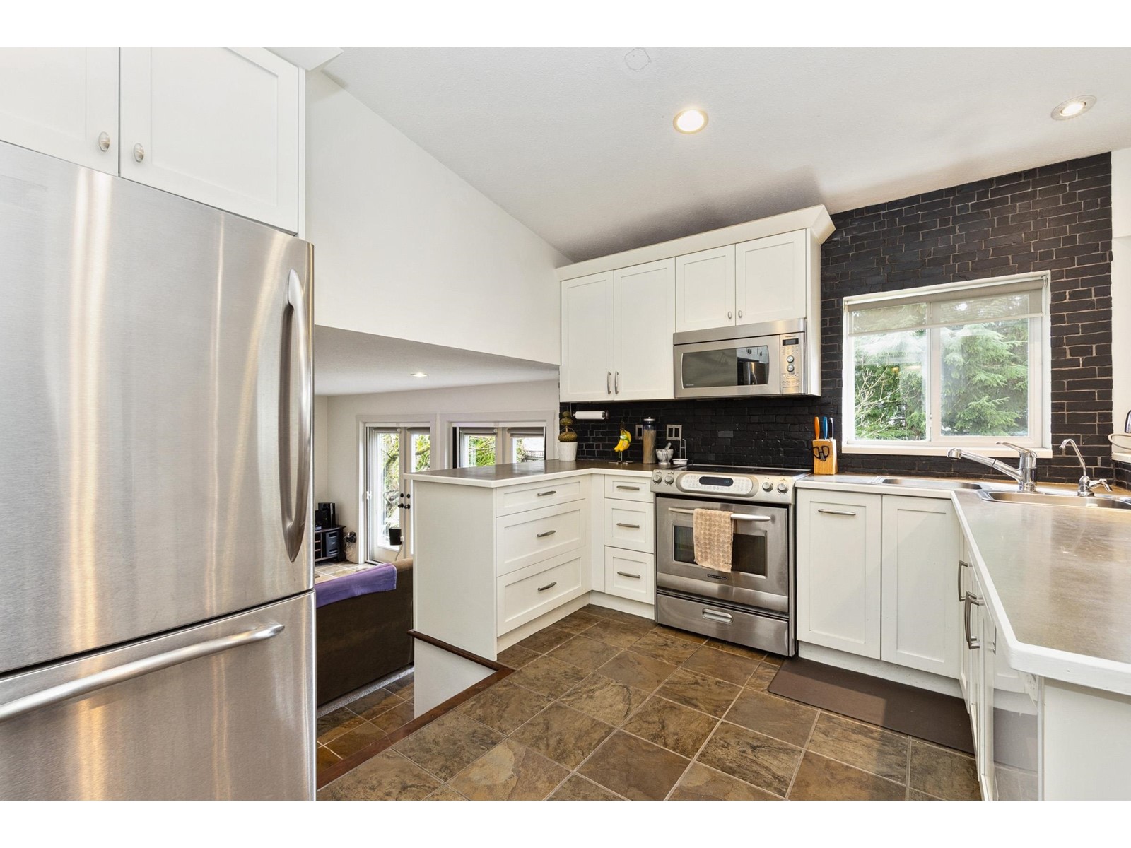 10530 168 Street, Surrey, British Columbia  V4N 1R9 - Photo 12 - R2989484