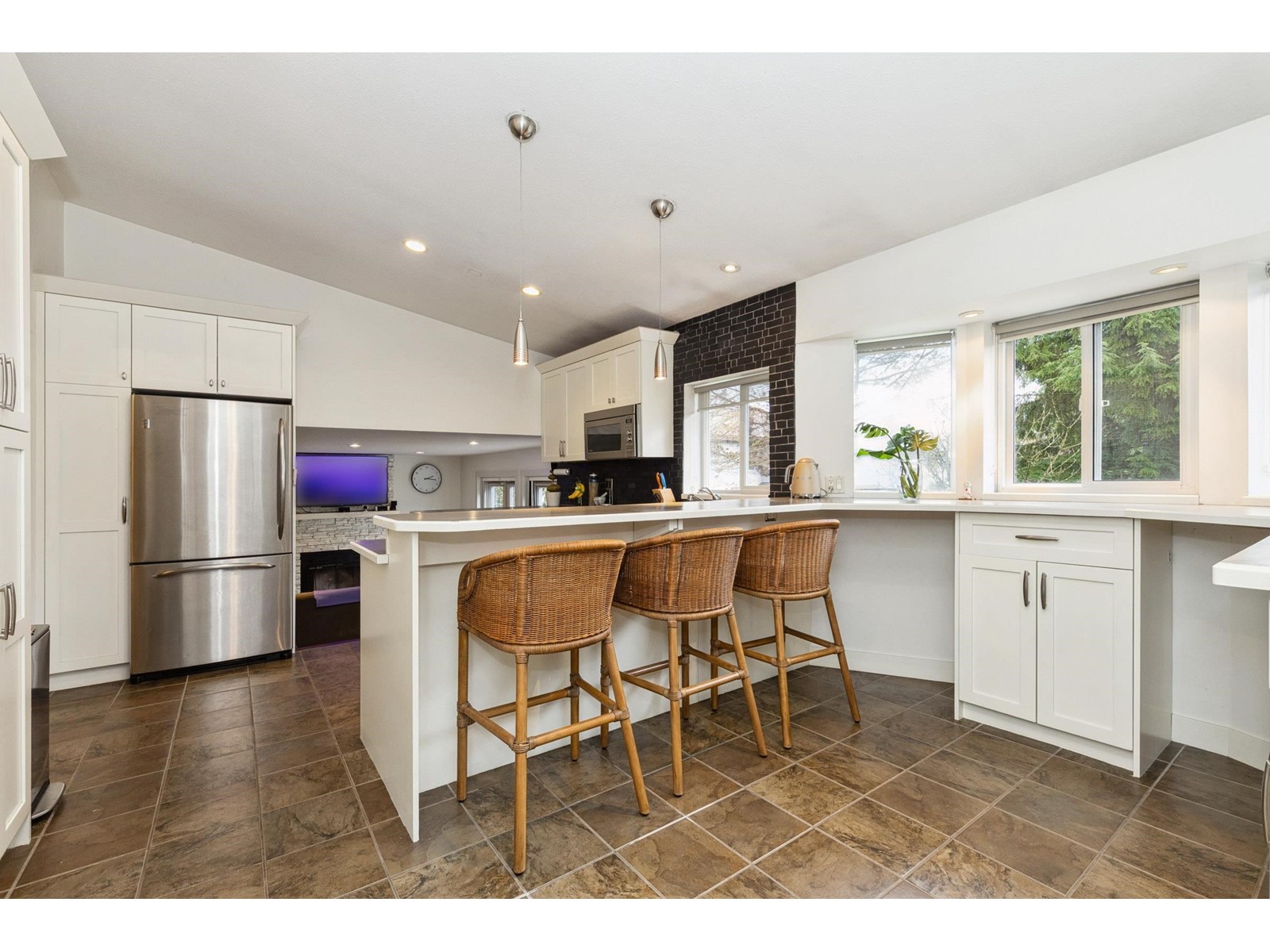 10530 168 Street, Surrey, British Columbia  V4N 1R9 - Photo 9 - R2989484