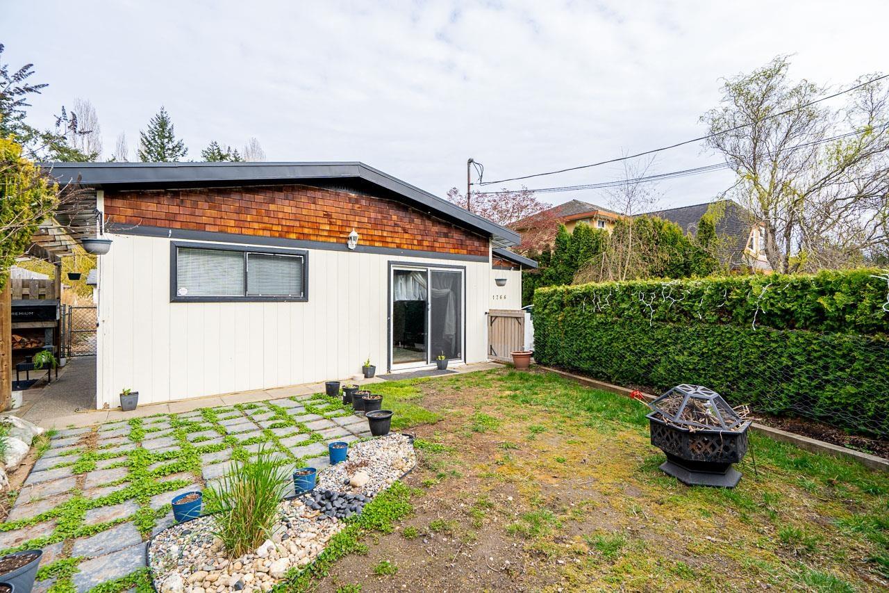 1766 139 Street, Surrey, British Columbia  V4A 4G7 - Photo 2 - R2989456