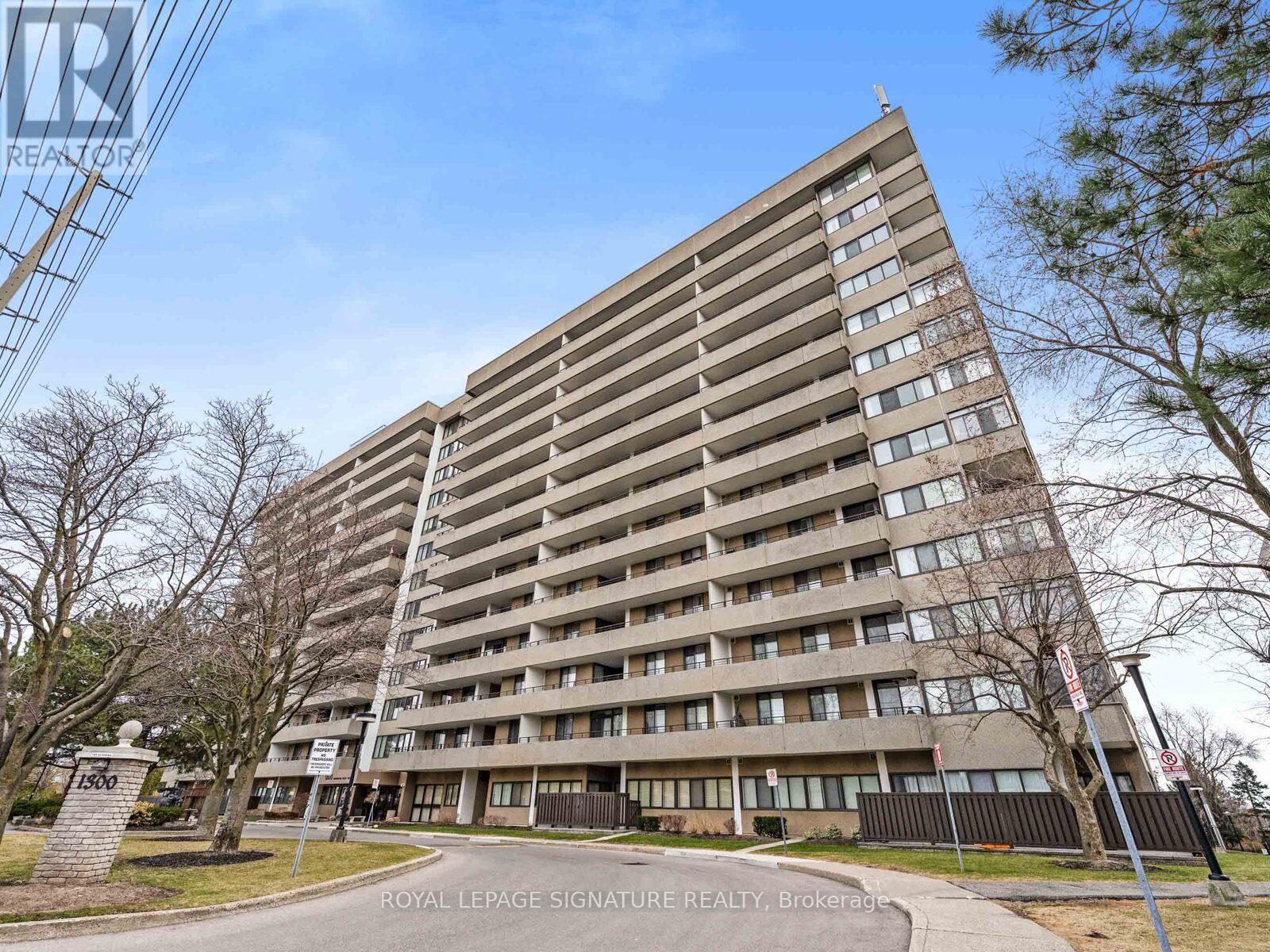 1403 - 1300 Mississauga Valley Boulevard, Mississauga, Ontario  L5A 3S8 - Photo 1 - W12078542