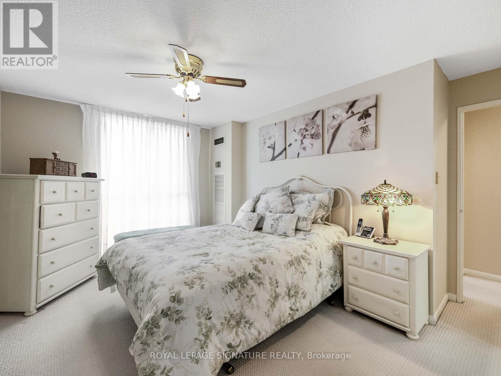 1403 - 1300 Mississauga Valley Boulevard, Mississauga, Ontario  L5A 3S8 - Photo 15 - W12078542