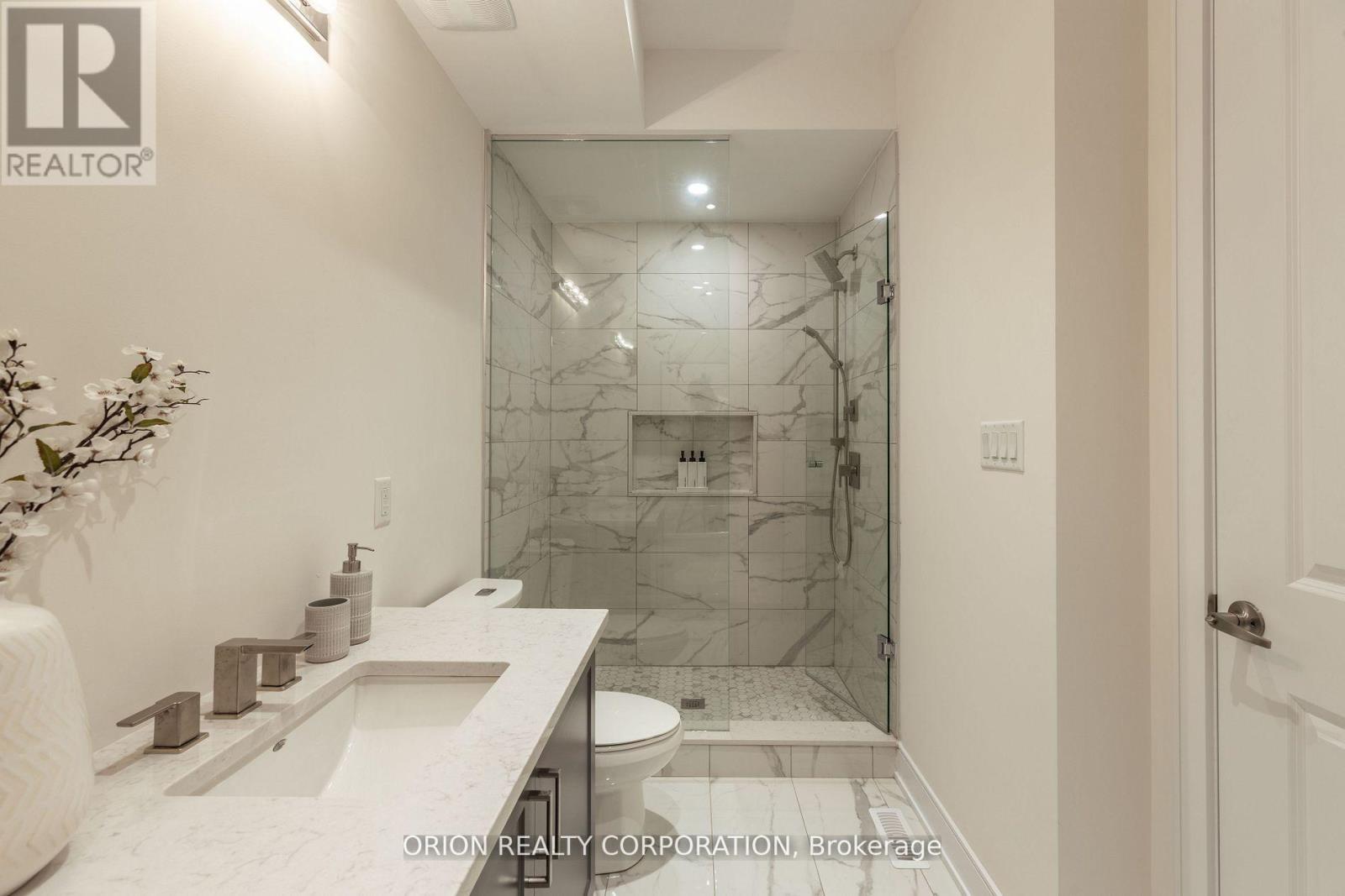 36b - 21 Innes Avenue, Toronto, Ontario  M6E 4P3 - Photo 16 - W12078550