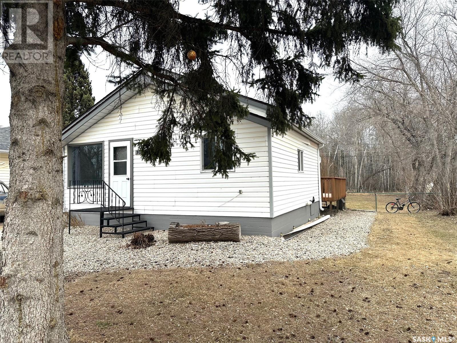 308 Albert Street, Hudson Bay, Saskatchewan  S0E 0Y0 - Photo 2 - SK002511