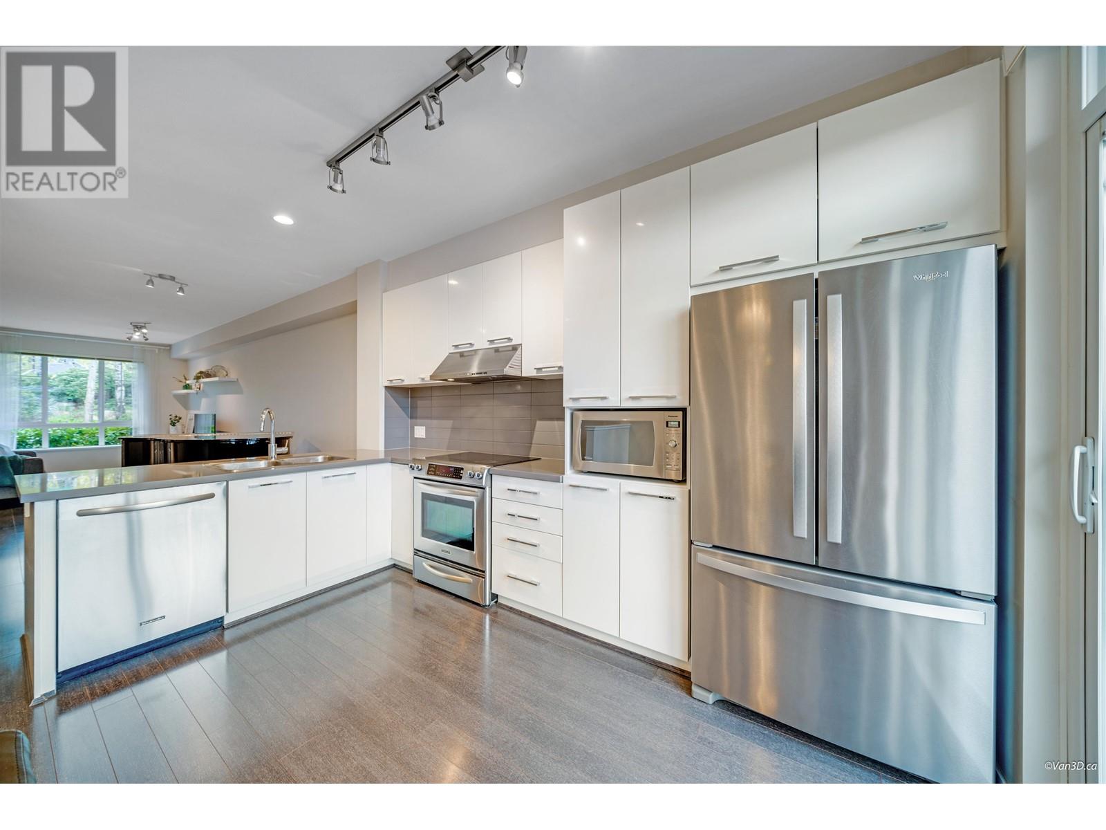 8 1338 Hames Crescent, Coquitlam, British Columbia  V3E 0J2 - Photo 14 - R2989397