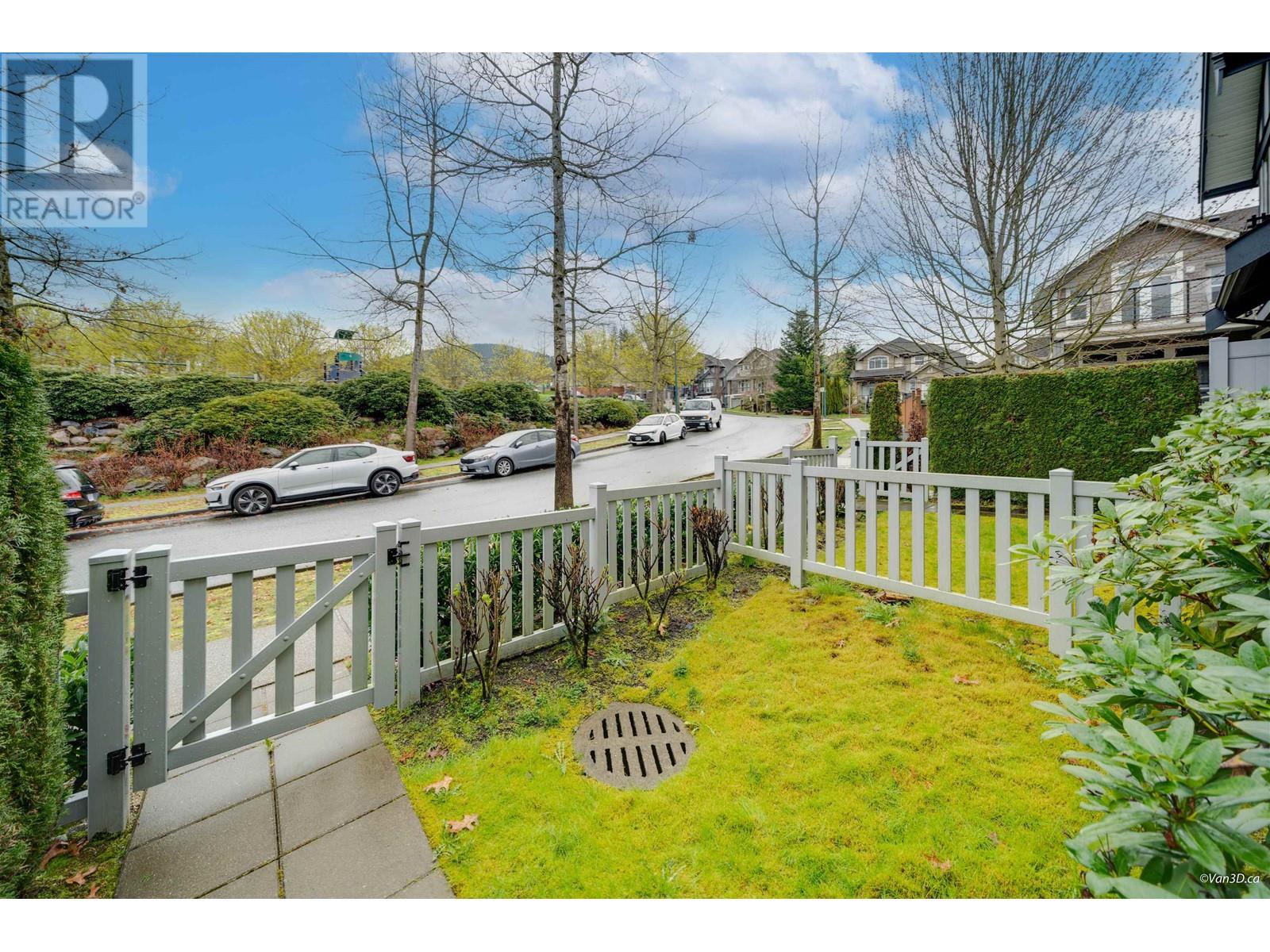 8 1338 Hames Crescent, Coquitlam, British Columbia  V3E 0J2 - Photo 3 - R2989397