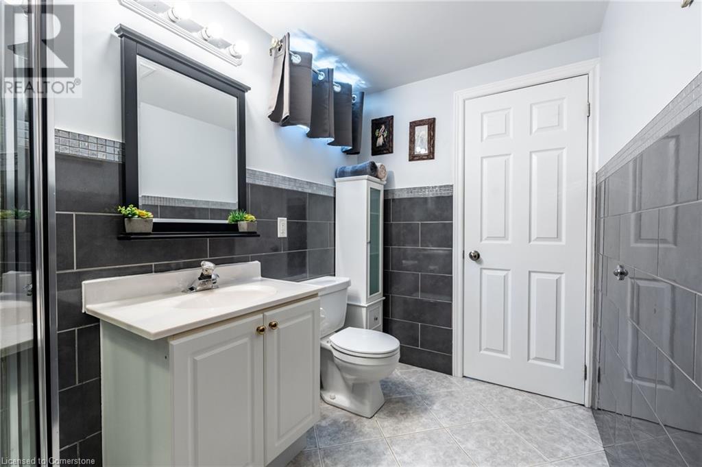 10 Shadowdale Drive, Stoney Creek, Ontario  L8E 5E7 - Photo 37 - 40716064