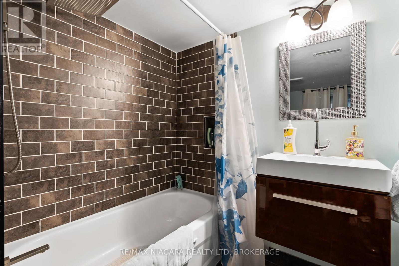 908 Netherby Road, Welland, Ontario  L3B 5N7 - Photo 23 - X12078581