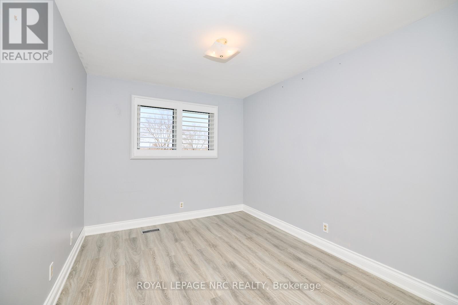 3327 Wiltshire Boulevard, Niagara Falls, Ontario  L2J 3M1 - Photo 18 - X12078623