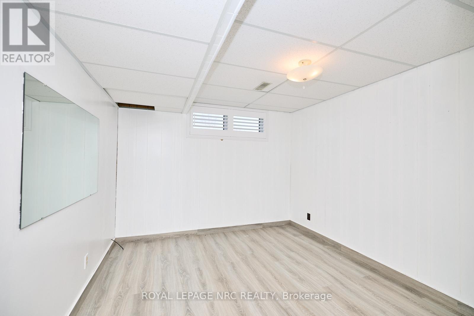 3327 Wiltshire Boulevard, Niagara Falls, Ontario  L2J 3M1 - Photo 27 - X12078623