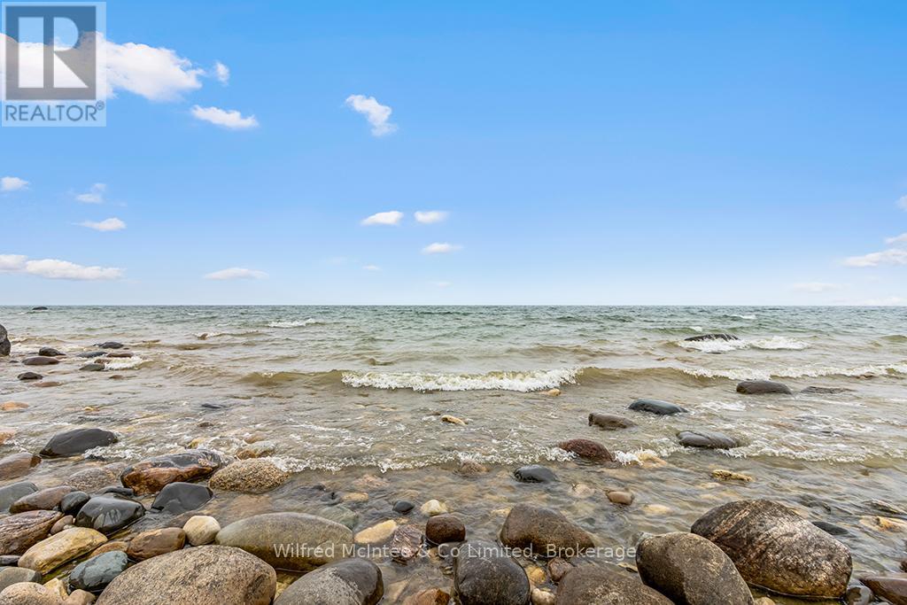 341 Bruce Road 13, Native Leased Lands, Ontario  N0H 2L0 - Photo 20 - X12078649