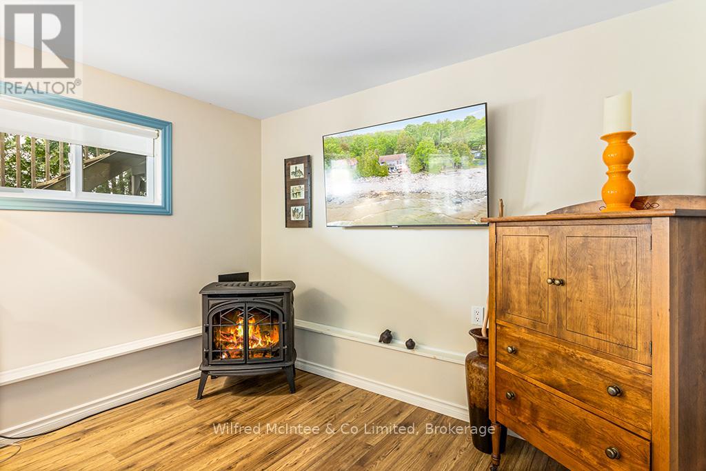 341 Bruce Road 13, Native Leased Lands, Ontario  N0H 2L0 - Photo 34 - X12078649