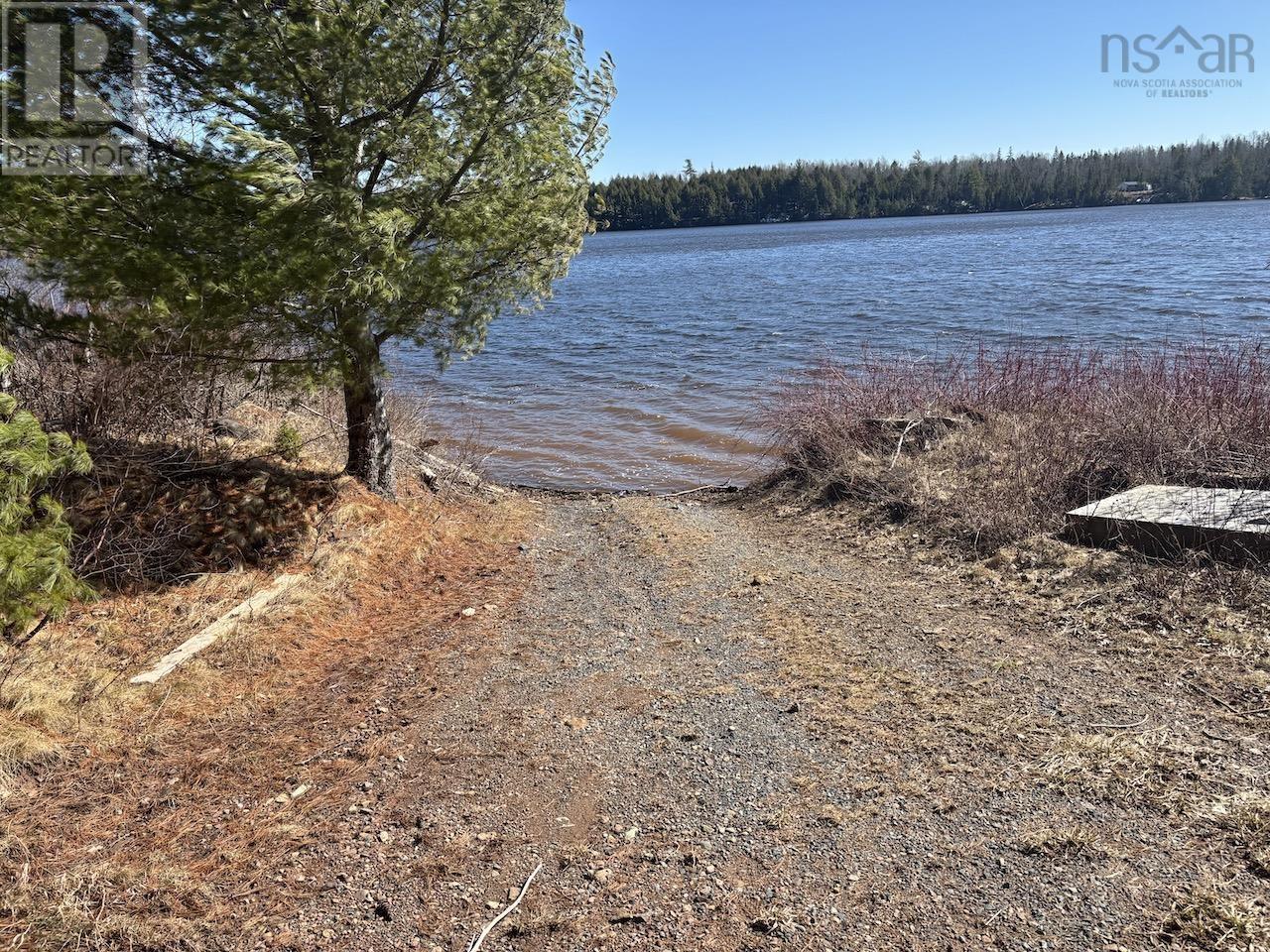 Black Lake, No 104 Highway, Black Lake, Nova Scotia  B0M 1X0 - Photo 8 - 202507659