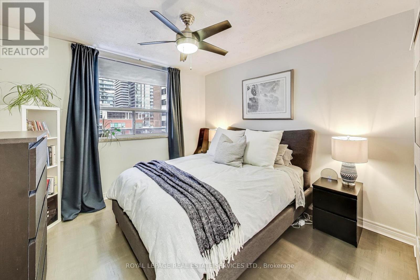 1003 - 30 Gloucester Street, Toronto, Ontario  M4Y 1L6 - Photo 8 - C12078651