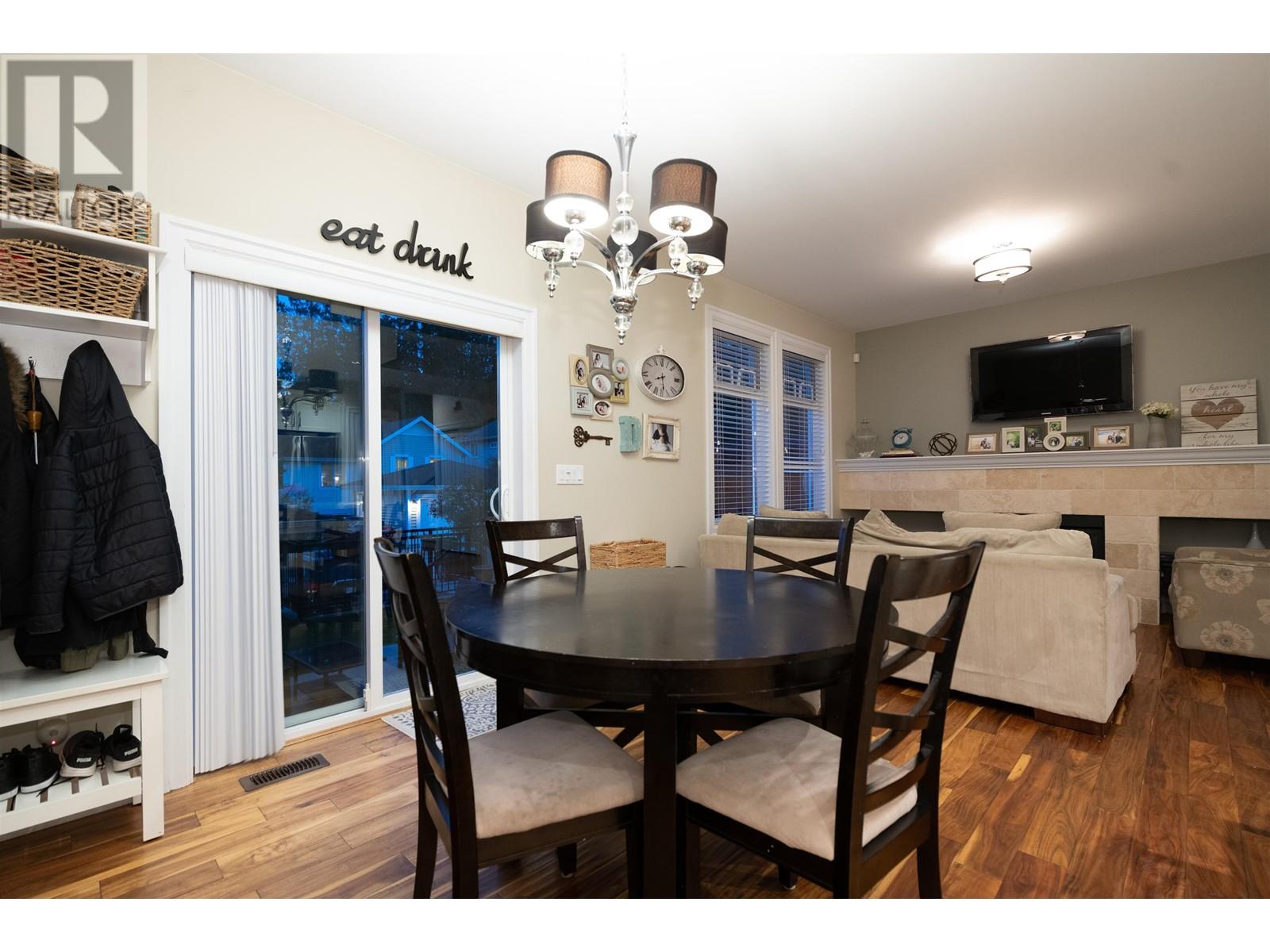 3364 Carmelo Avenue, Coquitlam, British Columbia  V3B 0E8 - Photo 8 - R2988894