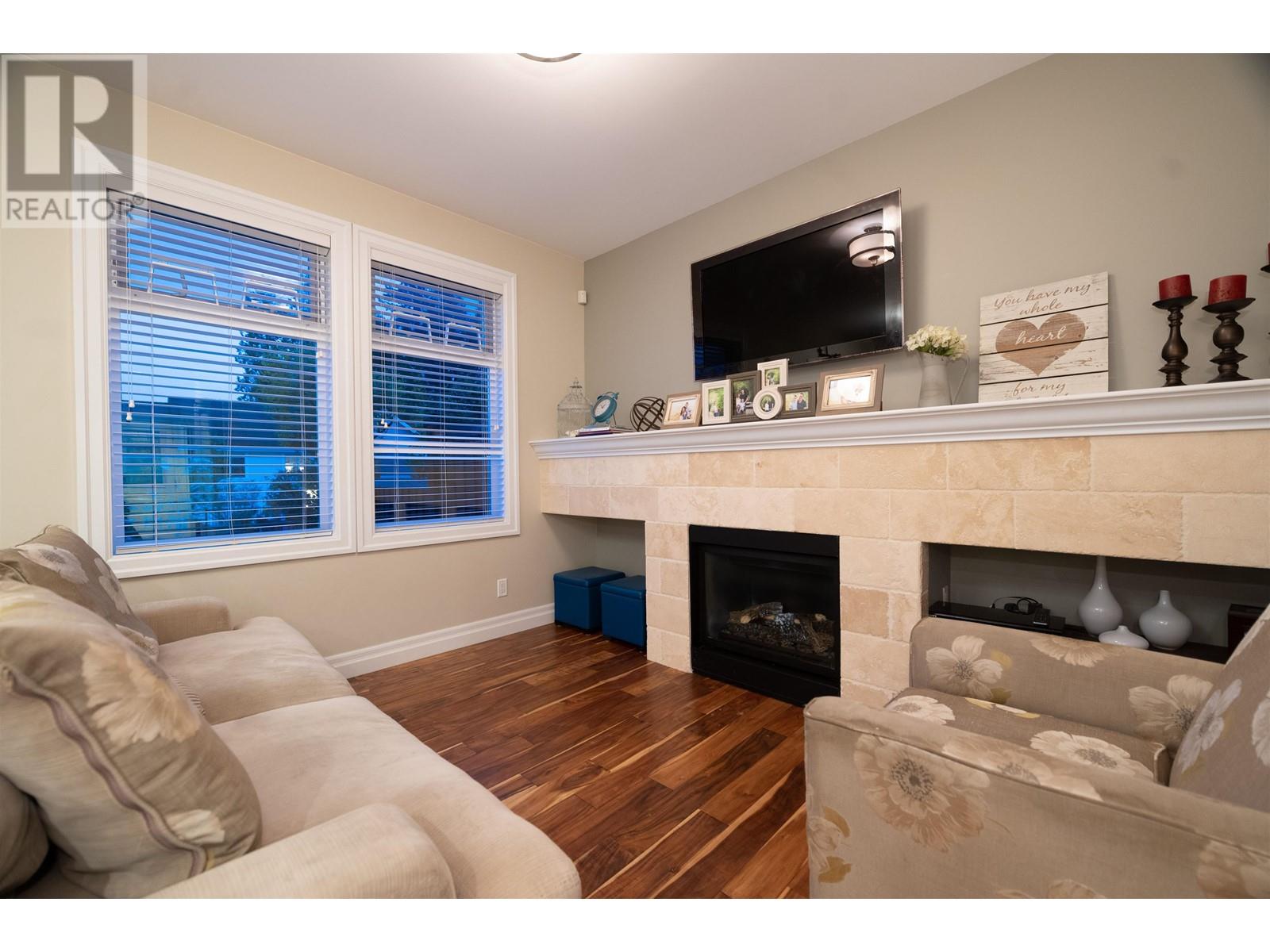 3364 Carmelo Avenue, Coquitlam, British Columbia  V3B 0E8 - Photo 11 - R2988894