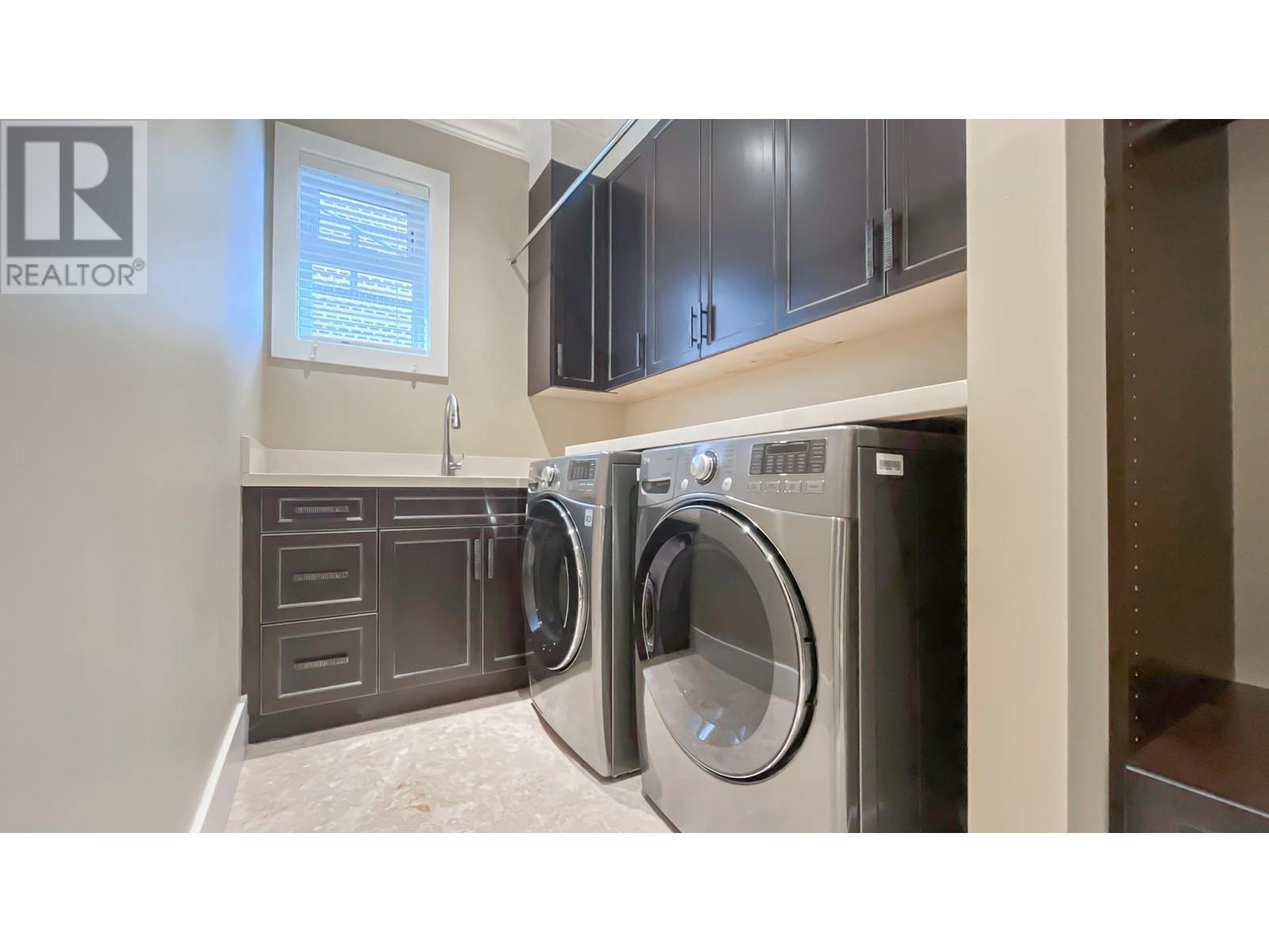 8488 Robinson Road, Richmond, British Columbia  V6Y 1B5 - Photo 34 - R2989477