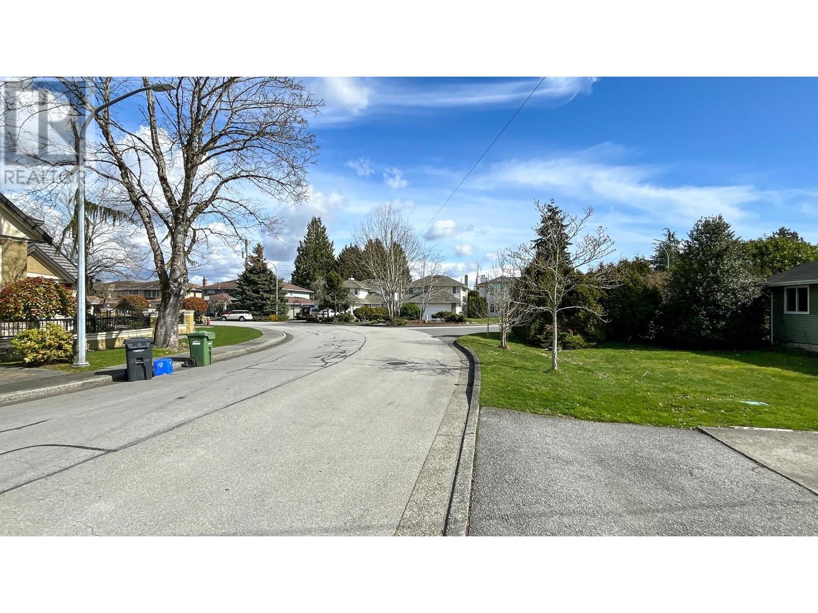 8488 Robinson Road, Richmond, British Columbia  V6Y 1B5 - Photo 2 - R2989477