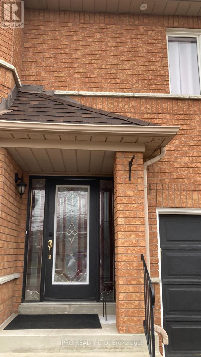 Property at 34 ROYALPARK WAY image 1