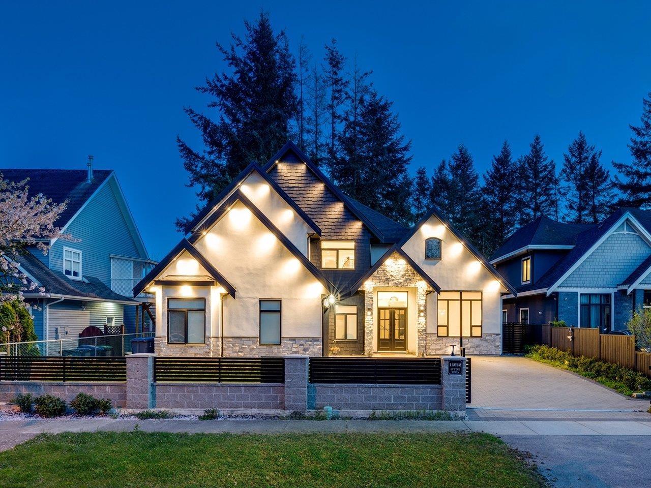 Property at 14022 20A AVENUE image 1