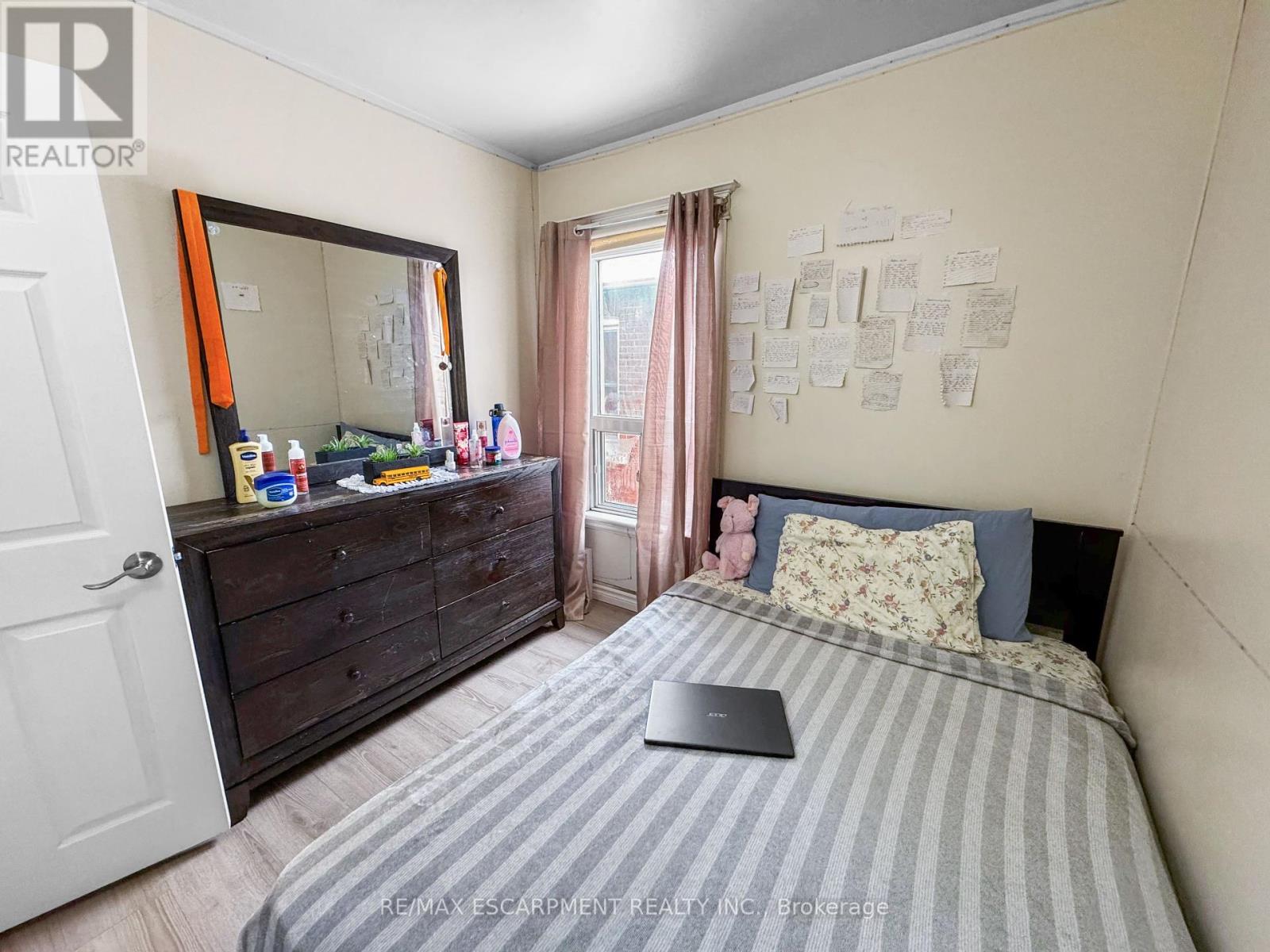 55 Connaught Avenue N, Hamilton, Ontario  L8L 6Y9 - Photo 9 - X12078577