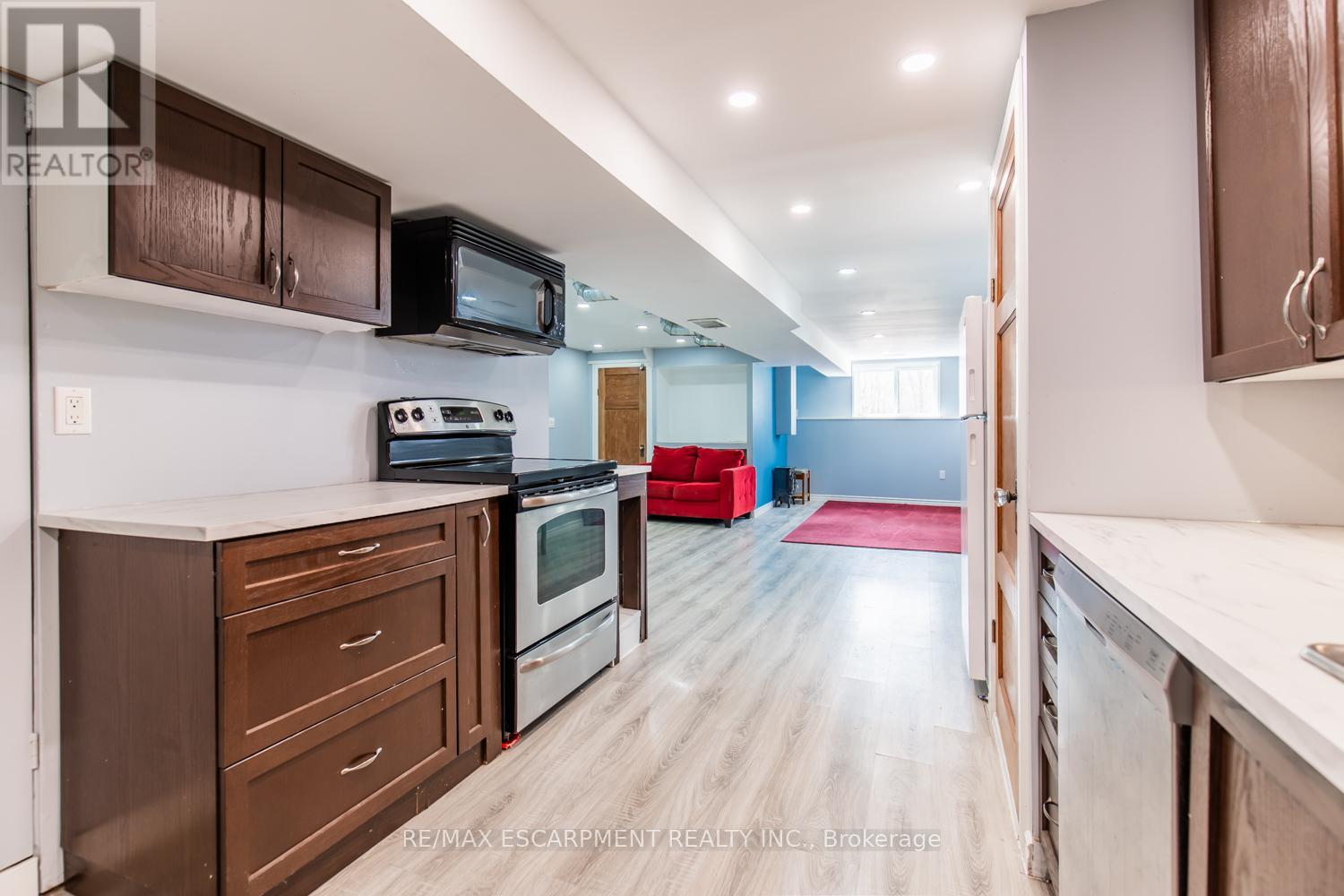 1566 Caistorville Road, West Lincoln, Ontario  L0R 1E0 - Photo 25 - X12078624