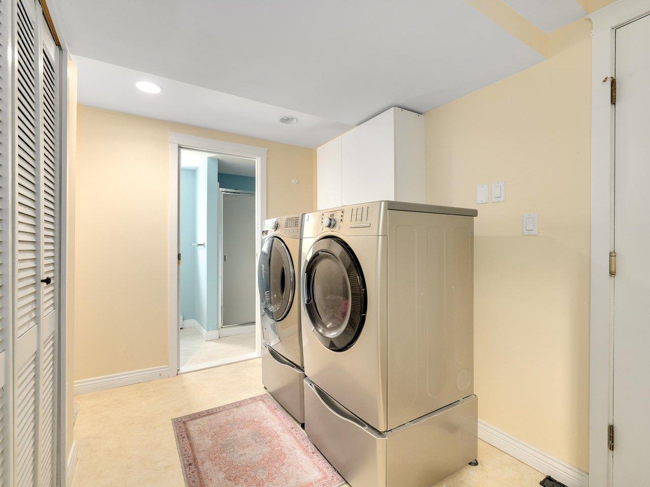 14084 17b Avenue, Surrey, British Columbia  V4A 6S8 - Photo 6 - R2977143